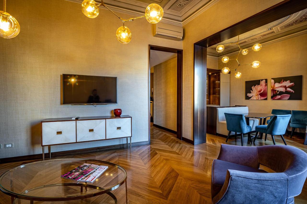 Yid Santa Maria Novella Suites Apt With Balcony Florença Exterior foto